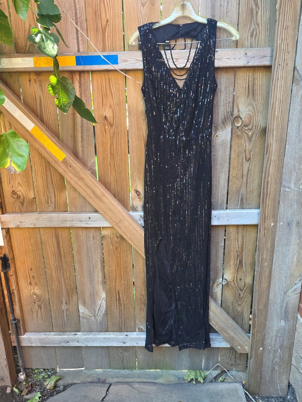 Black Sequin Sleeveless V-Neck Evening Dress